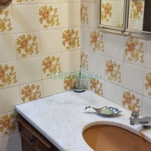 Apartamento com 130m², 3 dormitórios, 1 vaga, no bairro Centro em Caxias do Sul para Comprar