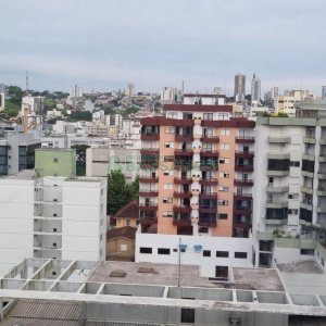 Apartamento com 130m², 3 dormitórios, 1 vaga, no bairro Centro em Caxias do Sul para Comprar