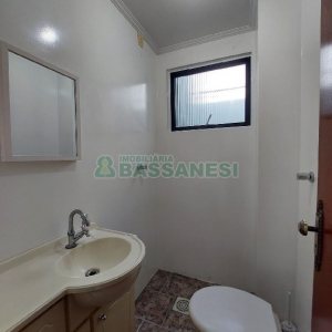 Sala com 60m², no bairro Cruzeiro em Caxias do Sul para Alugar