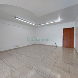 Sala com 60m², no bairro Cruzeiro em Caxias do Sul para Alugar