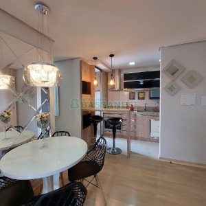 Apto Mobiliado com 60m², 2 dormitórios, 1 vaga, no bairro Cruzeiro em Caxias do Sul para Alugar