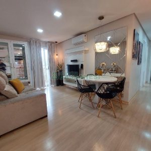 Apto Mobiliado com 60m², 2 dormitórios, 1 vaga, no bairro Cruzeiro em Caxias do Sul para Alugar