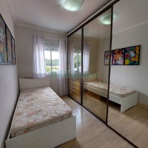 Apto Mobiliado com 60m², 2 dormitórios, 1 vaga, no bairro Cruzeiro em Caxias do Sul para Alugar