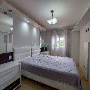 Apto Mobiliado com 60m², 2 dormitórios, 1 vaga, no bairro Cruzeiro em Caxias do Sul para Alugar