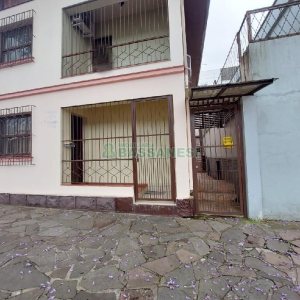 Casa com 70m², 3 dormitórios, no bairro Centro em Caxias do Sul para Alugar