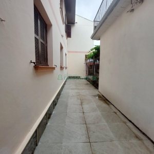 Casa com 70m², 3 dormitórios, no bairro Centro em Caxias do Sul para Alugar