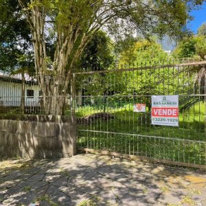 Terreno com 420m², no bairro Cidade Nova em Caxias do Sul para Comprar