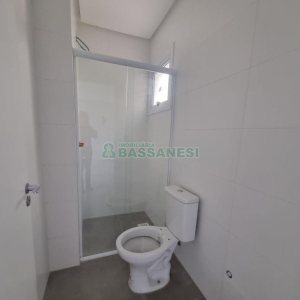 Apartamento com 45m², 1 dormitório, 2 vagas, no bairro Santa Catarina em Caxias do Sul para Alugar