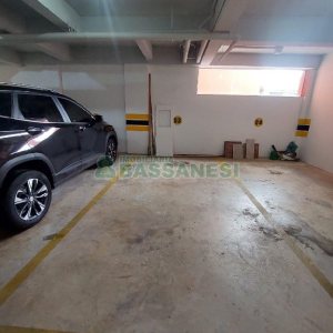 Apto Mobiliado com 64m², 2 dormitórios, 1 vaga, no bairro Vinhedos em Caxias do Sul para Alugar