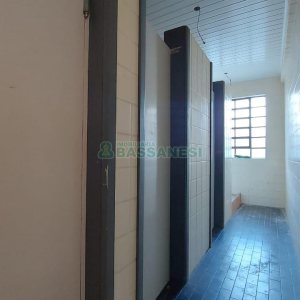 Sala com 600m², no bairro Centro em Caxias do Sul para Alugar