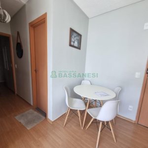 Apartamento com 49m², 2 dormitórios, 1 vaga, no bairro Panazzolo em Caxias do Sul para Alugar