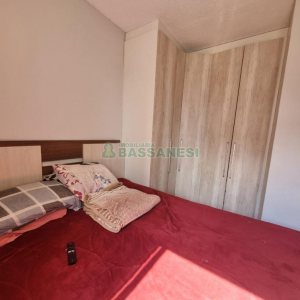 Apartamento com 49m², 2 dormitórios, 1 vaga, no bairro Panazzolo em Caxias do Sul para Alugar
