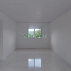 Casa com 70m², 3 dormitórios, 1 vaga, no bairro São Caetano em Caxias do Sul para Alugar