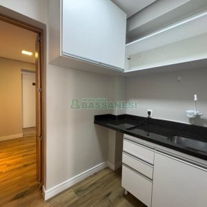 Sala com 140m², no bairro Centro em Caxias do Sul para Alugar