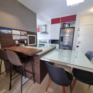 Apto Mobiliado com 79m², 2 dormitórios, 2 vagas, no bairro Panazzolo em Caxias do Sul para Alugar ou Comprar