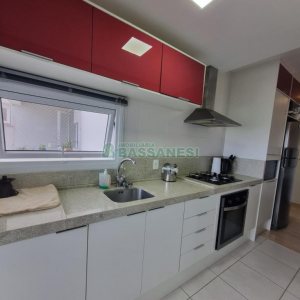 Apto Mobiliado com 79m², 2 dormitórios, 2 vagas, no bairro Panazzolo em Caxias do Sul para Alugar ou Comprar