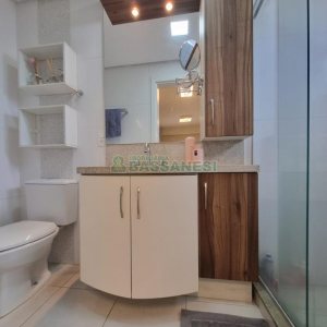 Apto Mobiliado com 79m², 2 dormitórios, 2 vagas, no bairro Panazzolo em Caxias do Sul para Alugar ou Comprar