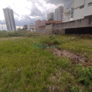 Terreno com 856m², no bairro Vila Verde em Caxias do Sul para Comprar