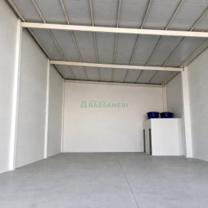 Loja com 250m², no bairro Santa Catarina em Caxias do Sul para Alugar