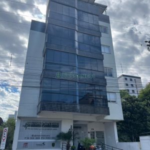 Apartamento com 108m², 3 dormitórios, 1 vaga, no bairro Pio X em Caxias do Sul para Comprar