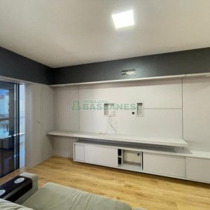 Apartamento com 108m², 3 dormitórios, 1 vaga, no bairro Pio X em Caxias do Sul para Comprar