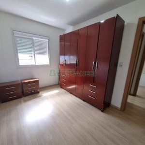 Apartamento com 48m², 2 dormitórios, -1 vaga, no bairro Industrial em Caxias do Sul para Alugar