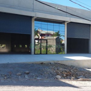 Pavilhão com 330m², no bairro Tijuca em Caxias do Sul para Alugar