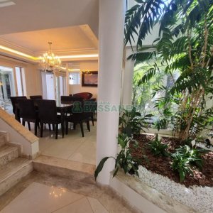 Casa com 393m², 3 dormitórios, 4 vagas, no bairro Cinqüentenário em Caxias do Sul para Alugar ou Comprar