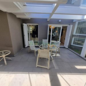 Casa com 393m², 3 dormitórios, 4 vagas, no bairro Cinqüentenário em Caxias do Sul para Alugar ou Comprar