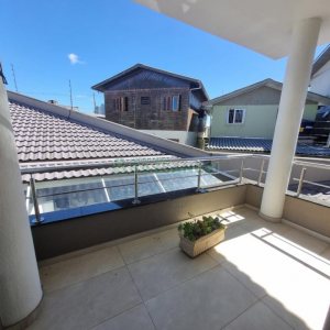 Casa com 393m², 3 dormitórios, 4 vagas, no bairro Cinqüentenário em Caxias do Sul para Alugar ou Comprar