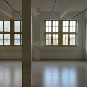Sala com 480m², no bairro Centro em Caxias do Sul para Alugar