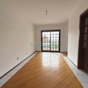 Apto Mobiliado com 220m², 3 dormitórios, 2 vagas, no bairro Medianeira em Caxias do Sul para Alugar