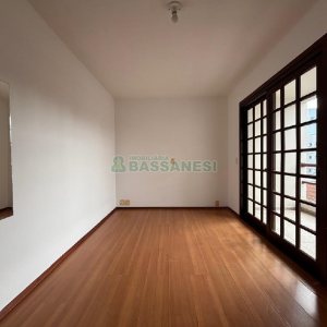 Apto Mobiliado com 220m², 3 dormitórios, 2 vagas, no bairro Medianeira em Caxias do Sul para Alugar