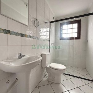 Apto Mobiliado com 220m², 3 dormitórios, 2 vagas, no bairro Medianeira em Caxias do Sul para Alugar