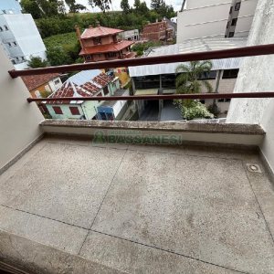 Apto Mobiliado com 220m², 3 dormitórios, 2 vagas, no bairro Medianeira em Caxias do Sul para Alugar