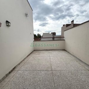 Apto Mobiliado com 220m², 3 dormitórios, 2 vagas, no bairro Medianeira em Caxias do Sul para Alugar