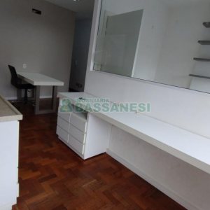 Sala com 50m², 1 vaga, no bairro Rio Branco em Caxias do Sul para Alugar