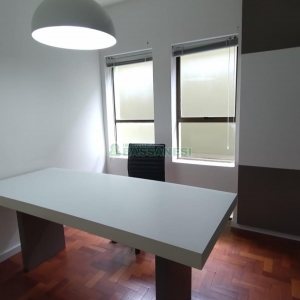 Sala com 50m², 1 vaga, no bairro Rio Branco em Caxias do Sul para Alugar