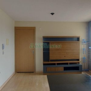 Apartamento com 44m², 2 dormitórios, 1 vaga, no bairro Nossa Senhora das Graças em Caxias do Sul para Alugar