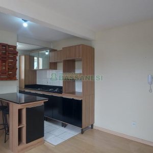 Apartamento com 44m², 2 dormitórios, 1 vaga, no bairro Nossa Senhora das Graças em Caxias do Sul para Alugar