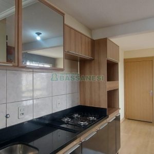 Apartamento com 44m², 2 dormitórios, 1 vaga, no bairro Nossa Senhora das Graças em Caxias do Sul para Alugar