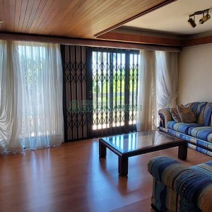 Casa com 400m², 4 dormitórios, 2 vagas, no bairro Petrópolis em Caxias do Sul para Alugar