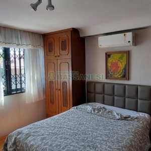 Casa com 400m², 4 dormitórios, 2 vagas, no bairro Petrópolis em Caxias do Sul para Alugar