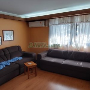 Casa com 400m², 4 dormitórios, 2 vagas, no bairro Petrópolis em Caxias do Sul para Alugar