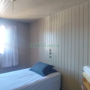 Casa com 172m², 1 vaga, no bairro Nossa Senhora de Fátima em Caxias do Sul para Comprar