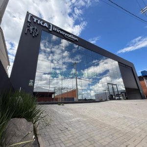 Pavilhão com 636m², no bairro Linha 40 em Caxias do Sul para Alugar