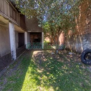 Casa, 2 dormitórios, no bairro São Ciro em Caxias do Sul para Comprar