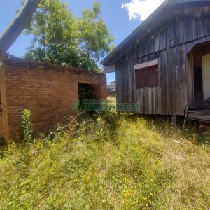 Casa, 2 dormitórios, no bairro São Ciro em Caxias do Sul para Comprar