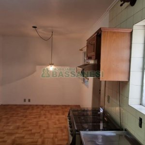 Apartamento com 88m², 2 dormitórios, 1 vaga, no bairro Madureira em Caxias do Sul para Comprar