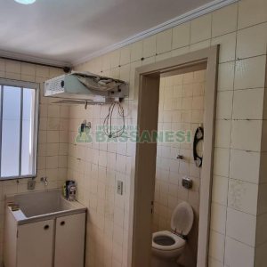 Apartamento com 88m², 2 dormitórios, 1 vaga, no bairro Madureira em Caxias do Sul para Comprar
